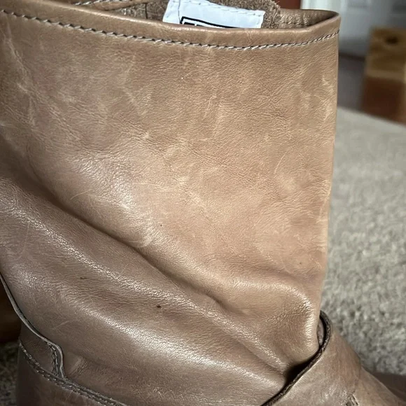 Frye engineer boots 7.5 women’s - Picture 5 of 7